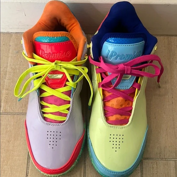 Nike LeBron 20 Men’s Basketball, size 8 - Picture 2 of 10